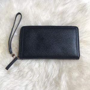 Halogen Wristlet/Wallet